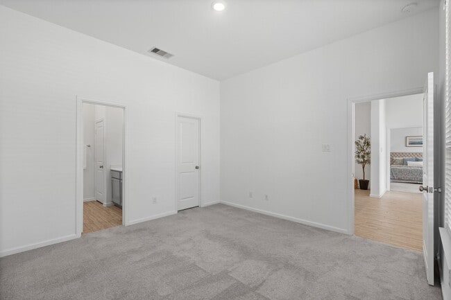 Building Photo - 3612 Paloma Fls Ln