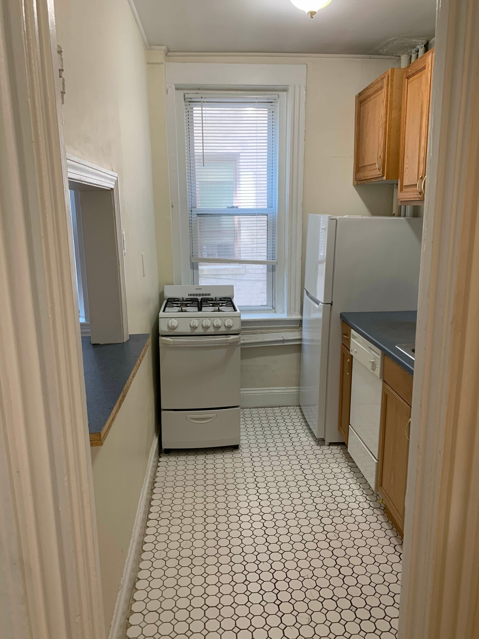 Building Photo - 360 Riverway
