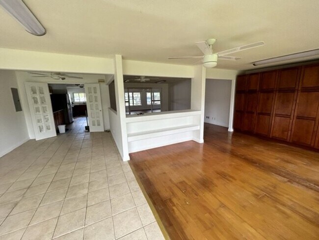 Building Photo - Single Family Home Kailua