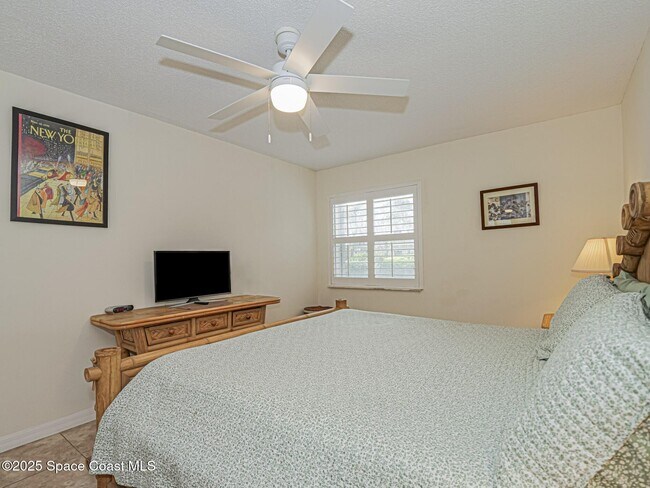 Building Photo - 4450 Jimmy Buffett Mem Hwy
