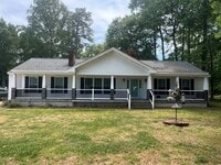 Building Photo - Rancher Located in York County School District