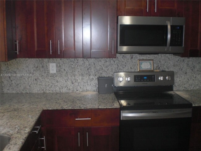 Building Photo - 962 NW 79th Terrace