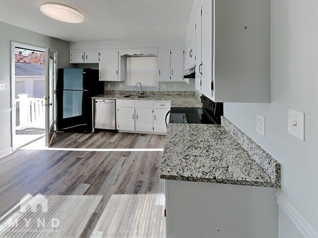 Building Photo - 7907 Red Lantern Rd