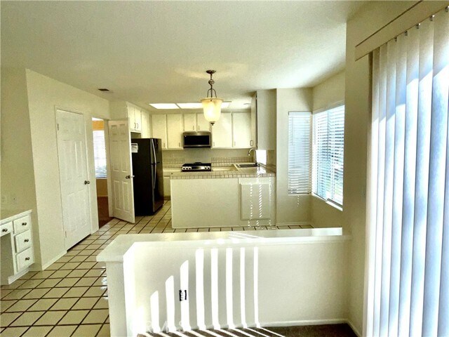 Building Photo - 28182 Rancho Azul