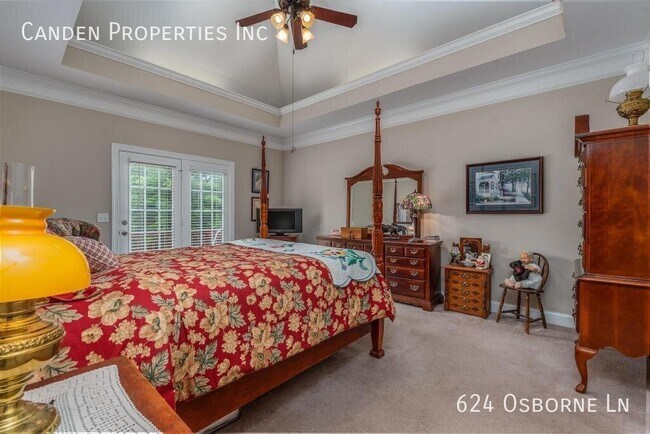 Building Photo - 624 Osborne Ln