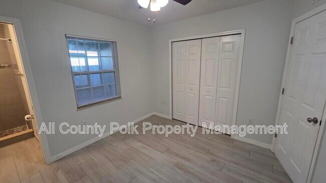 Building Photo - 803 W Belmar St