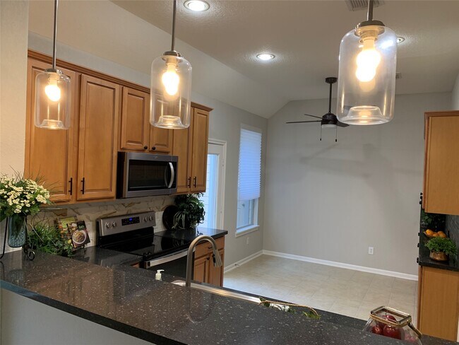 Building Photo - 46 Patina Pines Ct