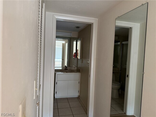 Building Photo - 5870 Trailwinds Dr