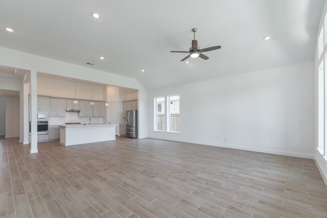 Building Photo - 11219 Tropical Forest Wy