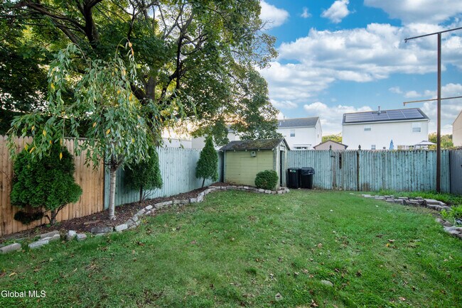 Building Photo - 1871 9th Ave