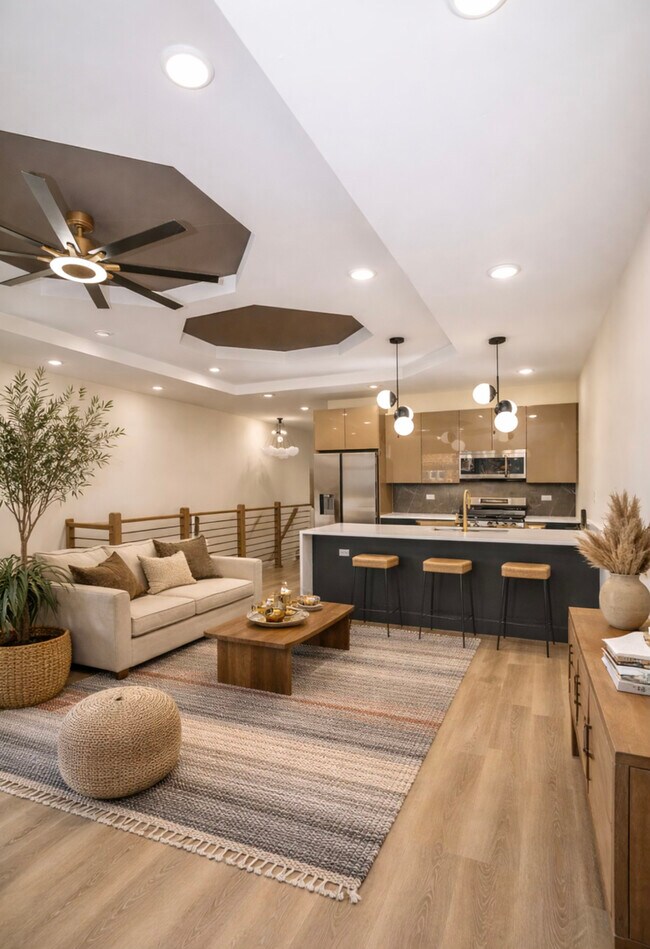 Building Photo - 5643 S Prairie Ave