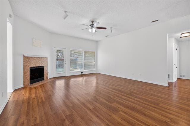 Building Photo - 1302 Silver Maple Dr