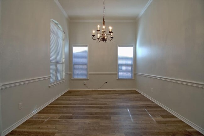 Building Photo - 125 Justin Leonard Dr
