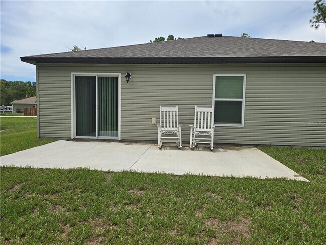 Building Photo - 15271 Green Jay Rd