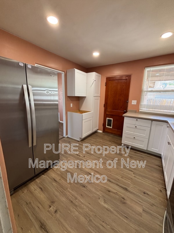 Building Photo - 1104 Acoma Pl