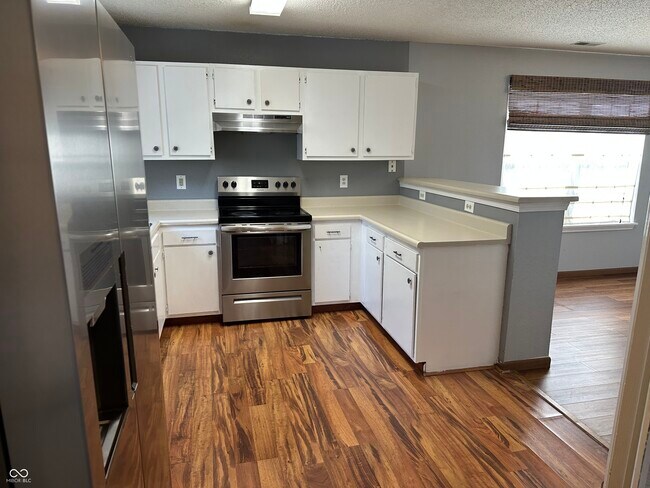 Building Photo - 11319 Water Birch Dr