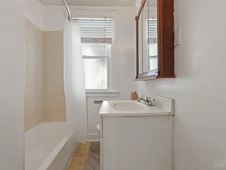 Building Photo - 2855 Marshall Ave