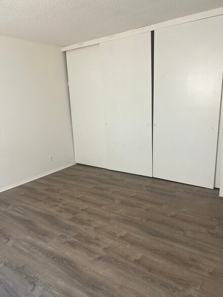 Building Photo - 3444 Mentone Ave