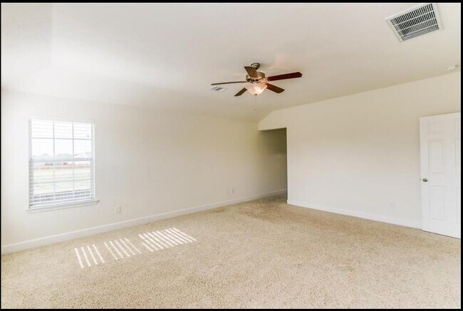 Building Photo - 16442 Williamstown Dr