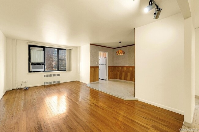 Building Photo - 109-23 71st Rd