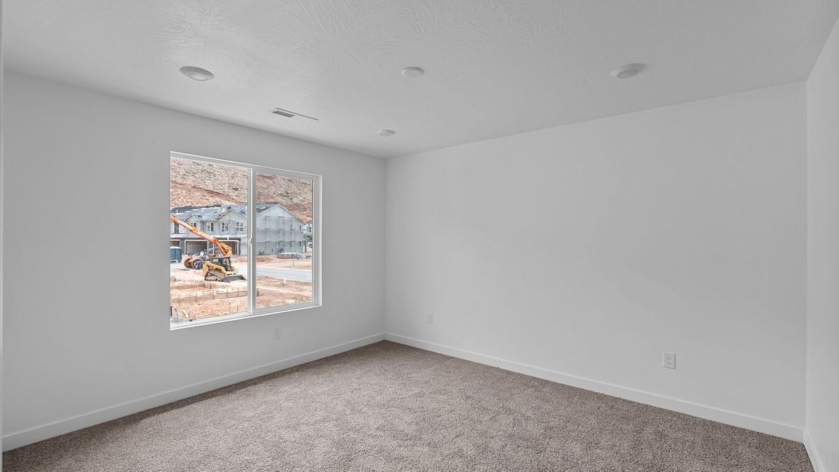 Building Photo - 2105 Wolverine Wy