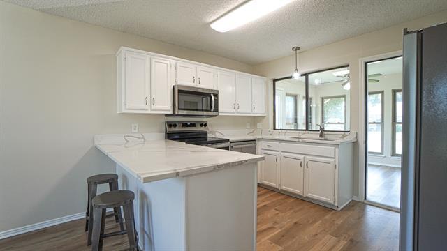 Building Photo - 3105 Tina St