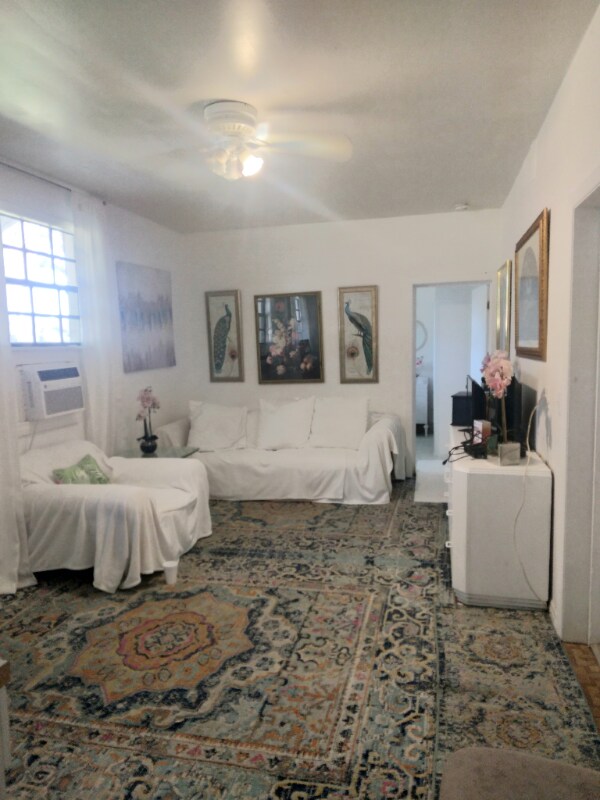 Building Photo - 8035 NW 120th St