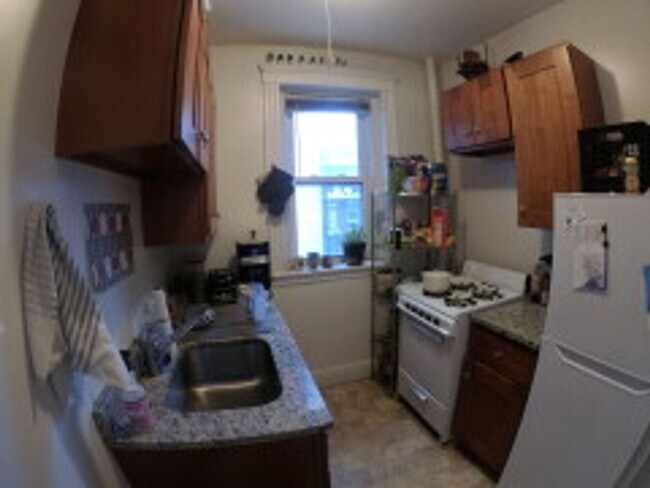 Building Photo - Allston 1 Bedroom Apartment - NO BROKER FEE