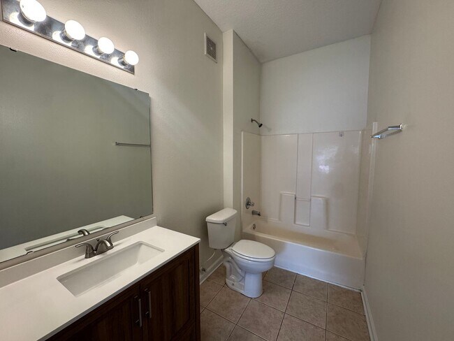 Building Photo - Make a New Start in Timber Run!