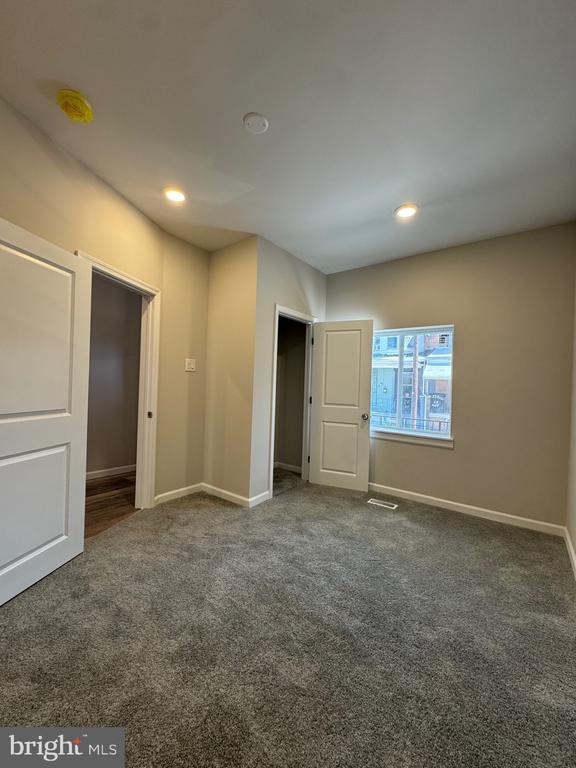 Building Photo - 54 N Ruby St