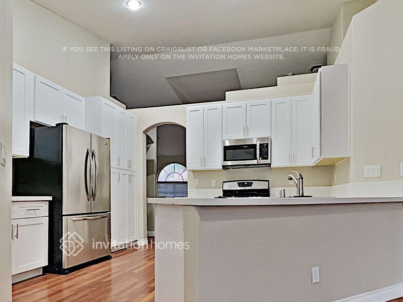 Building Photo - 1133 Coral Rainbow Ave