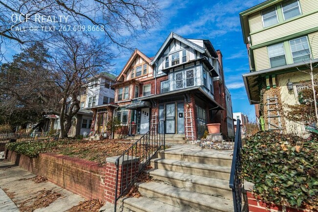 Building Photo - Large One Bed Cobbs Creek Apartment