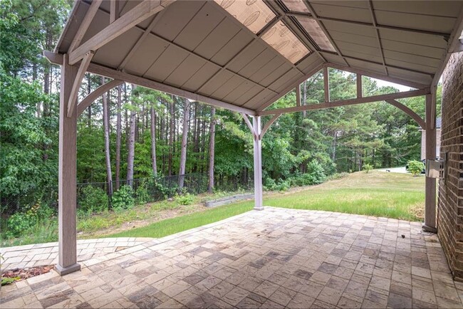 Building Photo - 2276 Caledonia Dr SE