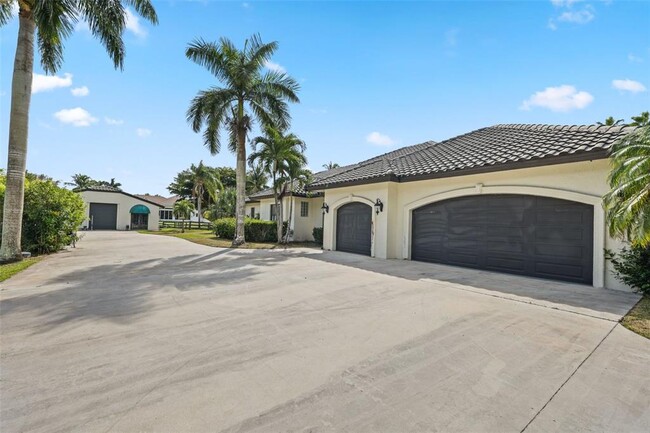 Building Photo - 10630 El Caballo Ct