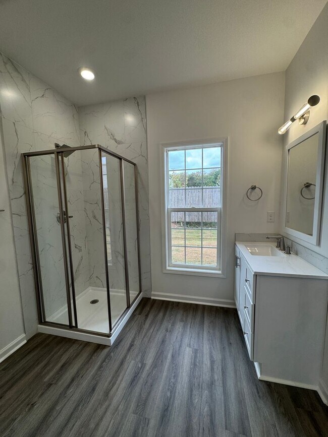 Building Photo - 3017 Olivia Ct