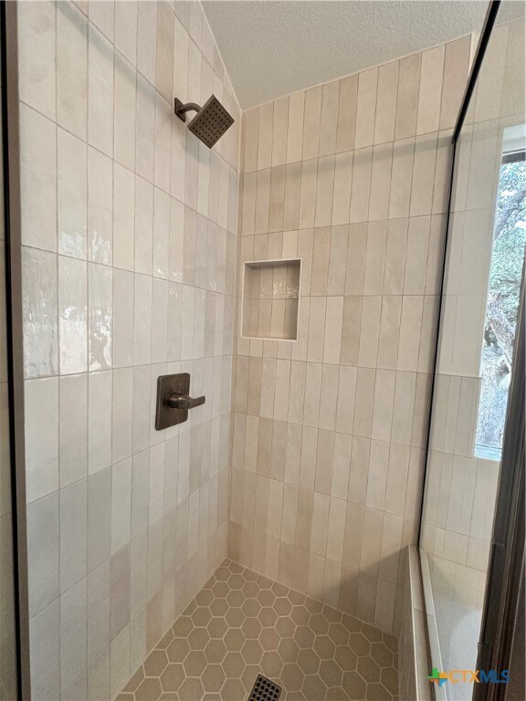 Building Photo - 2017 Ridge View Dr