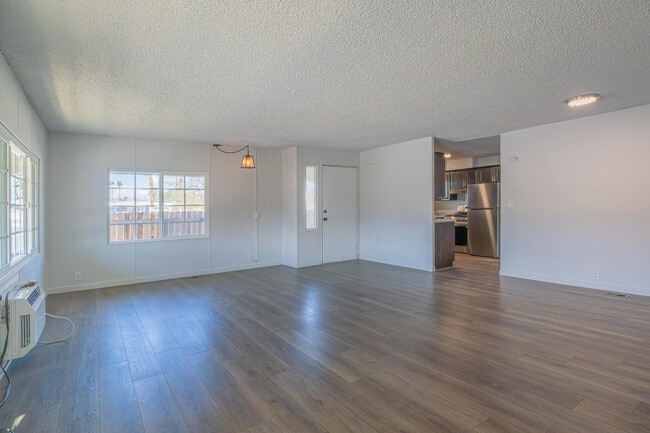 Building Photo - 32480 San Miguelito Dr