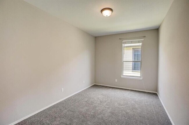 Building Photo - 809 Oatmeal Drive
