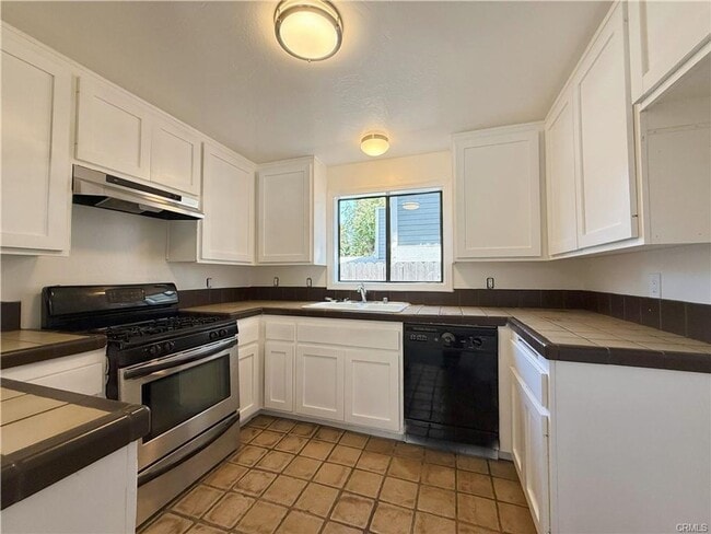 Building Photo - 34512 Via Verde