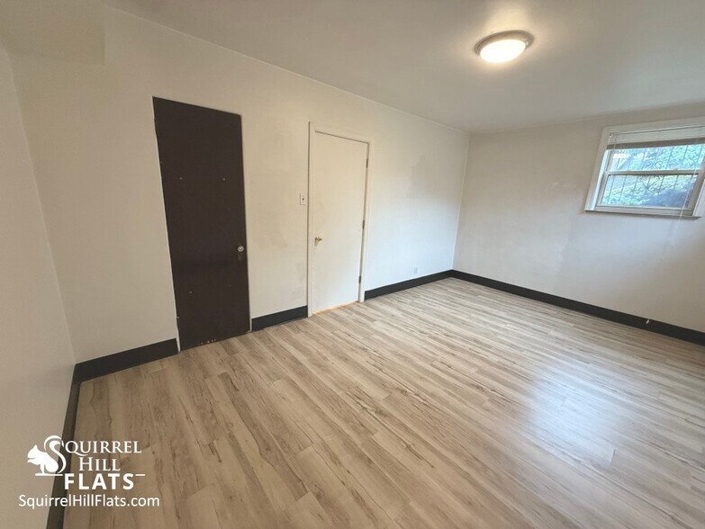 Building Photo - 5710 Phillips Ave