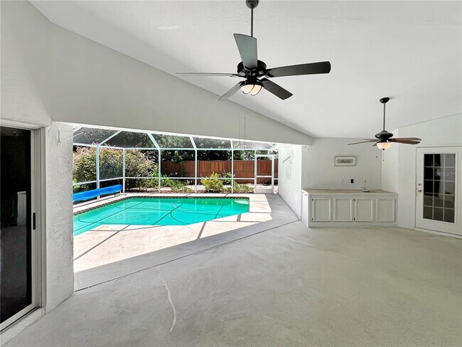 Building Photo - 2973 Spring Oak Ct