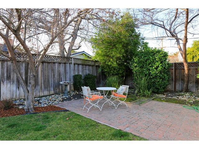 Building Photo - Beautiful single family home near Westfiel...