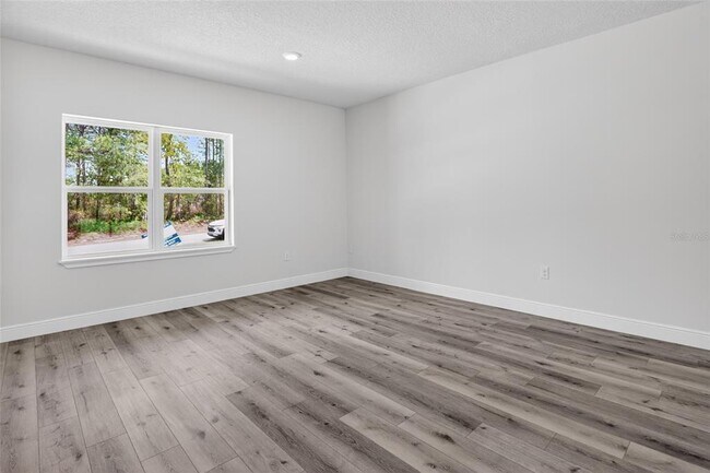 Building Photo - 7938 N Maltese Dr