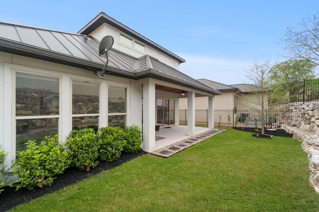Building Photo - 22118 Touring Ln