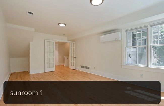 Building Photo - 1001 Akin Ave