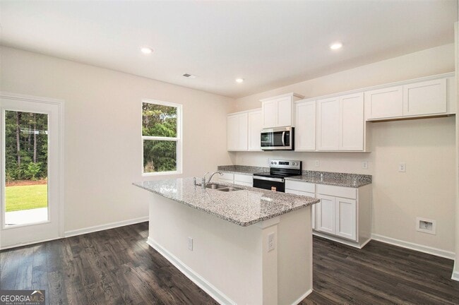 Building Photo - 568 Whitman Ln