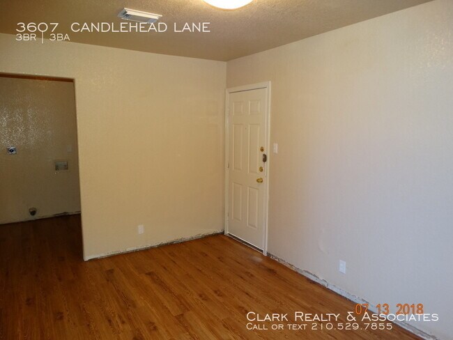 Building Photo - 3607 Candlehead Lane