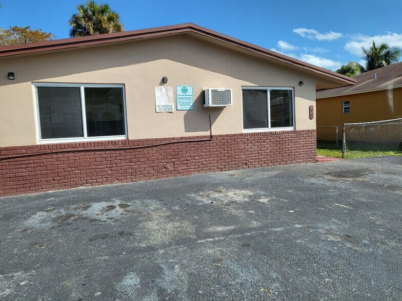 Same duplex but #1 - 34 NW 7th Ave
