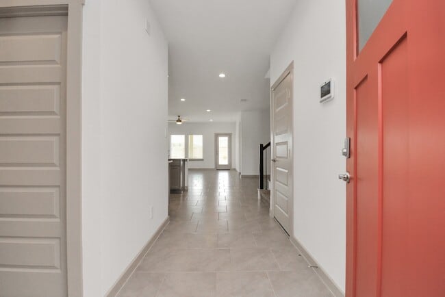 Building Photo - 4010 Elk Crk Ct