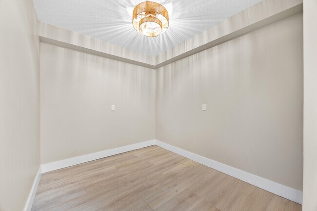 Building Photo - 401 S Seas Dr